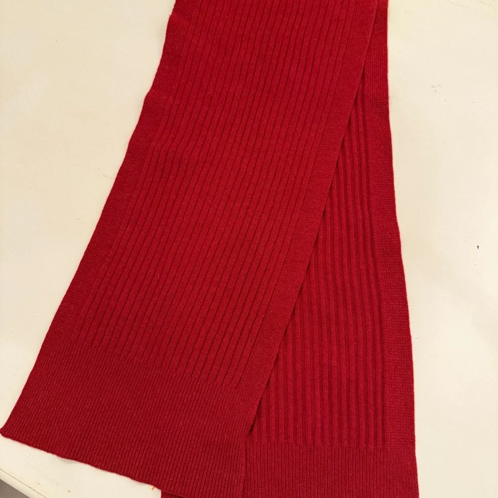 Banana Republic sophisticated banana